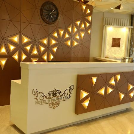 Hotel D Silverleaf Lucknow Ngoại thất bức ảnh