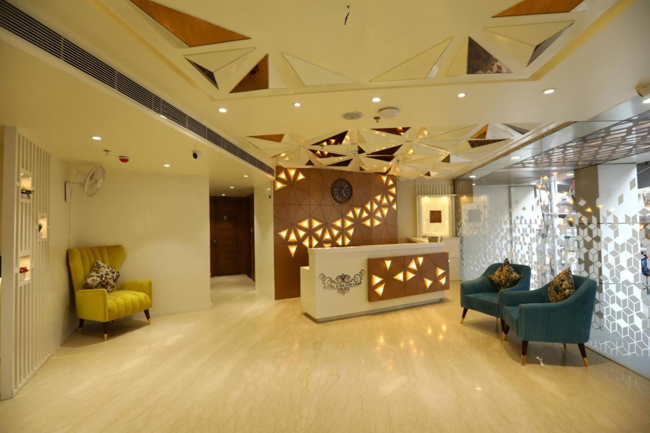 Hotel D Silverleaf Lucknow Ngoại thất bức ảnh